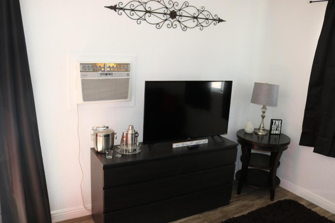 Luxury Stay At Modern House Las Vegas Exterior photo
